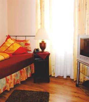 фото отеля Hotel Garni Hexenstuberl