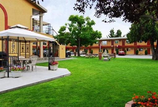 фото отеля Chinook & Oasis Motel