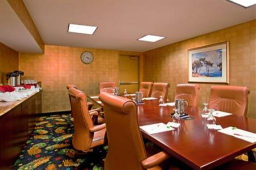 фото отеля Crowne Plaza Los Angeles - Commerce Casino