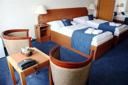 фото отеля Hotel Theresia