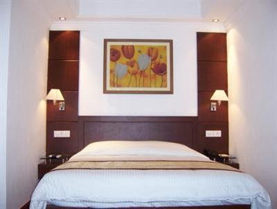 фото отеля Sara Residency Hotel New Delhi