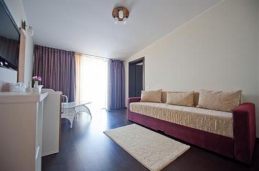 фото отеля Ten Hotel Victory Mamaia Beach