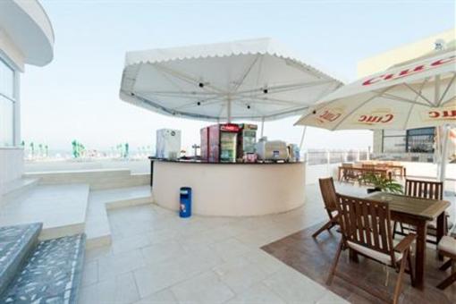 фото отеля Ten Hotel Victory Mamaia Beach
