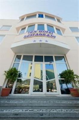 фото отеля Ten Hotel Victory Mamaia Beach