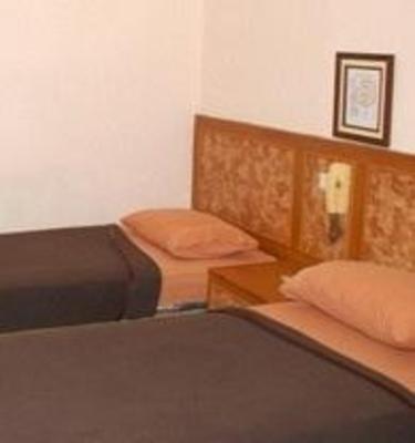 фото отеля Hotel Sepuluh Lingkar Selatan