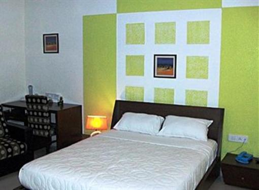фото отеля Niche Suites