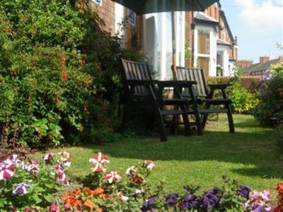 фото отеля Anton Guest House Bed and Breakfast