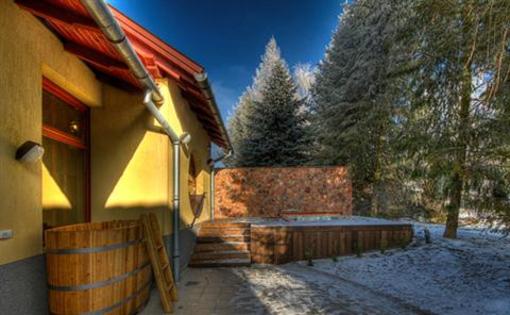 фото отеля Szarvaskut Hotel
