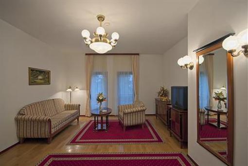 фото отеля Szarvaskut Hotel