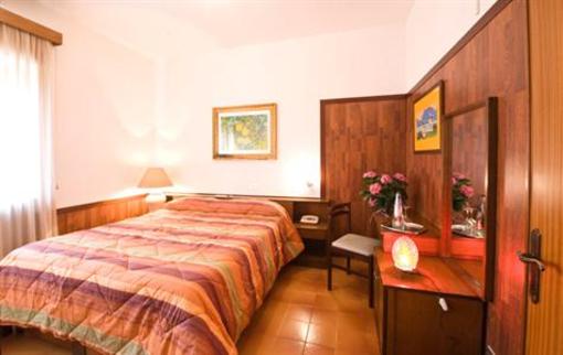 фото отеля Hotel Caldora