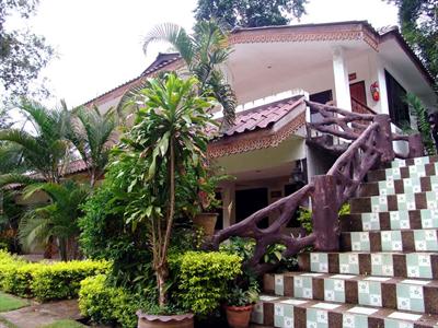 фото отеля Banrimkwae Paerimnam Resort