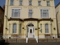 Club House Hotel