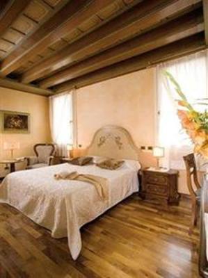 фото отеля Hotel Il Chiostro