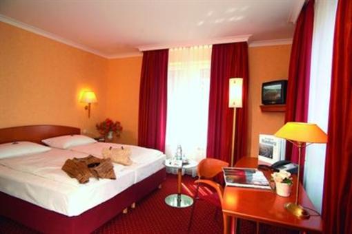 фото отеля Hotel Am Elbufer