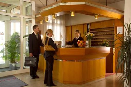 фото отеля Ramada Lampertheim Hotel