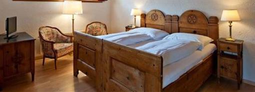фото отеля Hotel Crusch Alva