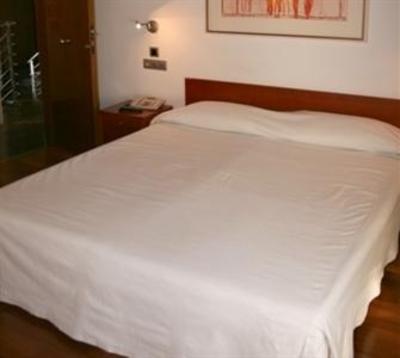 фото отеля Hotel Desbrull