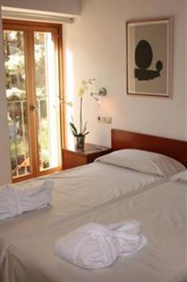 фото отеля Hotel Desbrull