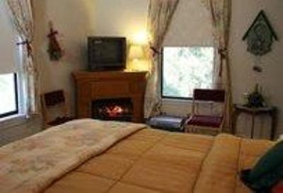фото отеля Hillview Country Inn Napa