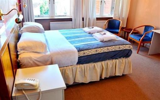 фото отеля Russell Hotel Royal Tunbridge Wells