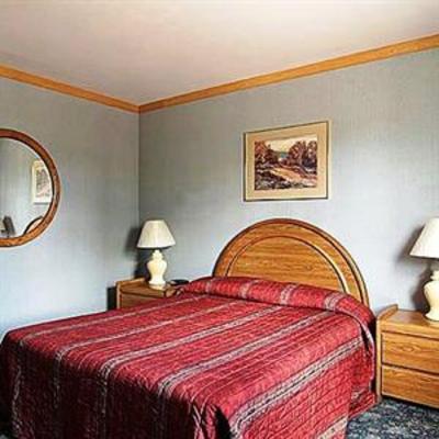 фото отеля Budget Host Inn Riverhead