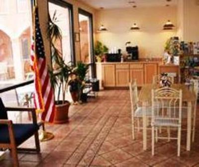 фото отеля Budget Host Inn Riverhead