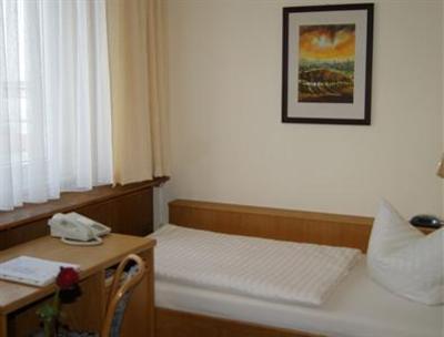 фото отеля Horizont Hotel Neubrandenburg