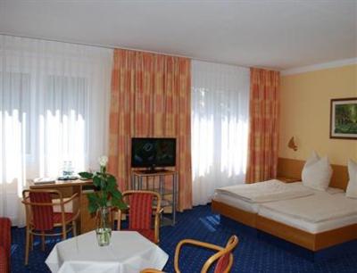 фото отеля Horizont Hotel Neubrandenburg