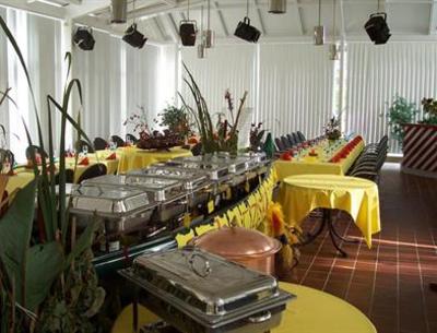 фото отеля Horizont Hotel Neubrandenburg