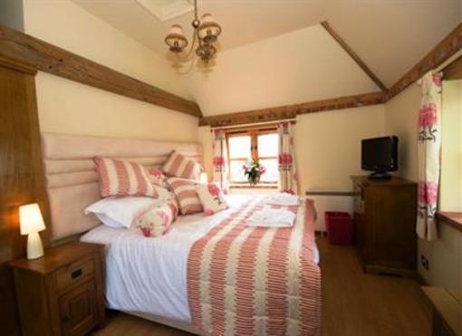 фото отеля Frasers Hotel Ashford