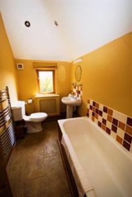 фото отеля Frasers Hotel Ashford