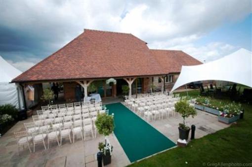 фото отеля Frasers Hotel Ashford