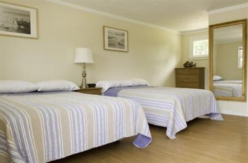 фото отеля Santuit Inn Mashpee