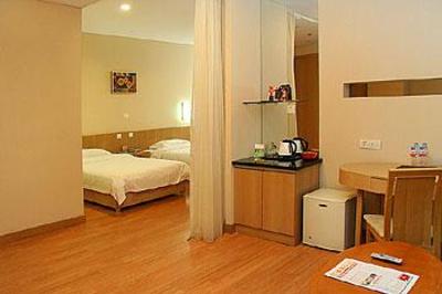 фото отеля Lee Yue Wan Business Hotel