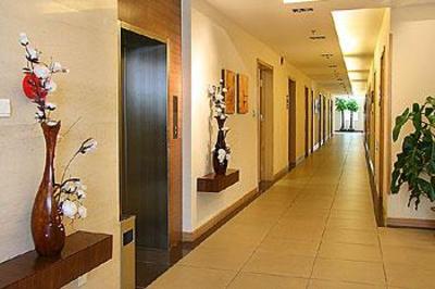 фото отеля Lee Yue Wan Business Hotel