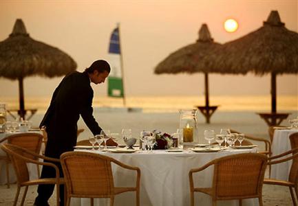 фото отеля Marriott Beach Resort Marco Island