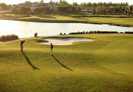 фото отеля Marriott Beach Resort Marco Island