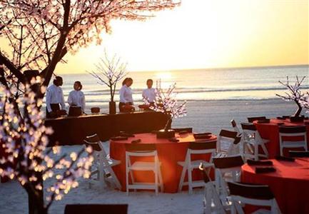 фото отеля Marriott Beach Resort Marco Island