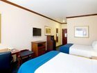 фото отеля Holiday Inn Express Hotel & Suites Falfurrias