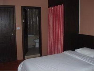фото отеля Baan Sukhumvit Inn Soi 20