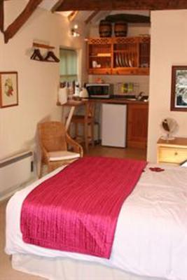 фото отеля Beech Cottage Bed & Breakfast Milton Keynes
