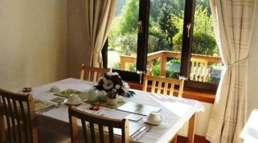 фото отеля Mavisburn Bed & Breakfast Fort Augustus