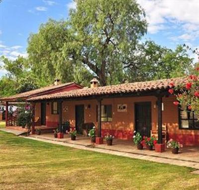 фото отеля Hotel / RV Park Villa Patzcuaro
