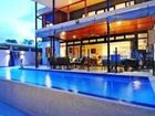 фото отеля Bramston Beach Luxury Holiday House