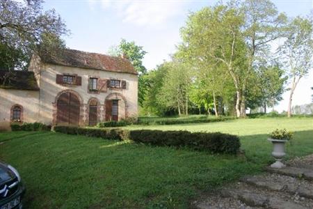 фото отеля Domaine De Chatenay