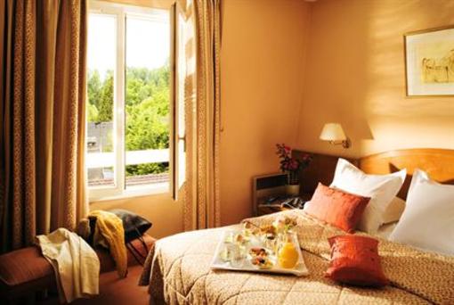 фото отеля Relais D'Aumale Hotel Orry-la-Ville