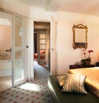 фото отеля Relais D'Aumale Hotel Orry-la-Ville