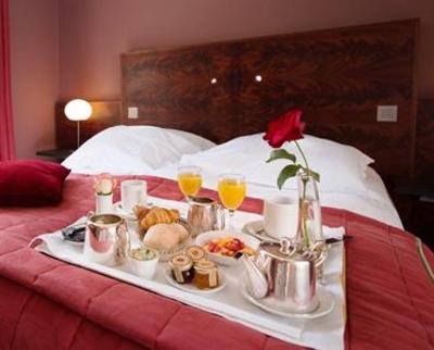 фото отеля Relais D'Aumale Hotel Orry-la-Ville