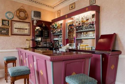 фото отеля Waverley Hotel Nairn