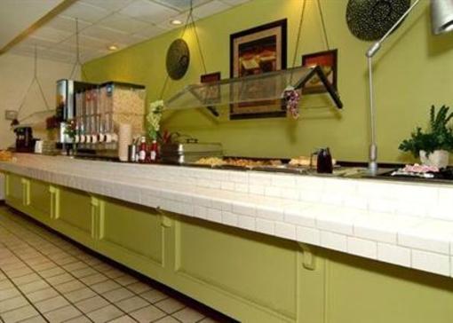 фото отеля Quality Inn & Suites Denton